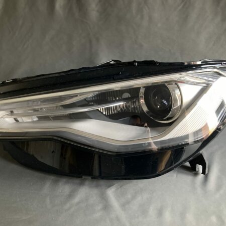 AUDI A6 c7 Headlight