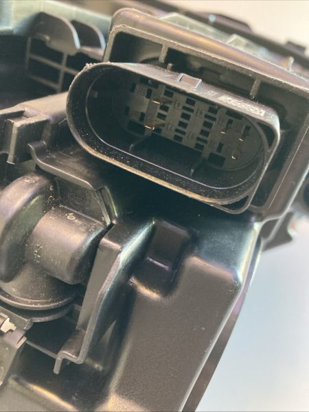 Mercedes Benz E Class W213 Headlight - Image 10