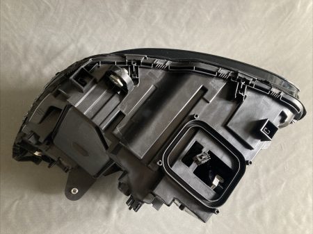 Mercedes Benz C Class W205 Headlight - Image 5