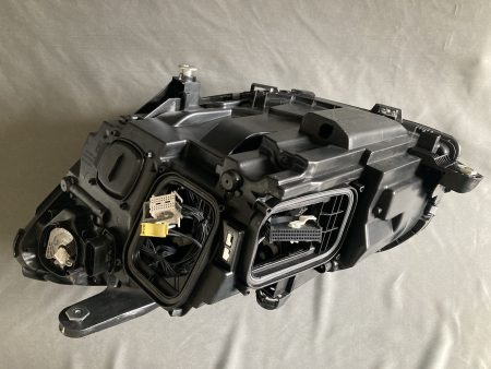 Mercedes CLS W218 Right Headlight - Image 4