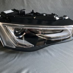 Audi A5 8T Headlight