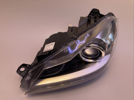 Mercedes C Class W204 Left Headlight - Image 3