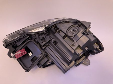 Mercedes C Class W204 Left Headlight - Image 7