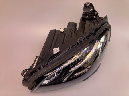 Mercedes E Class W213 - Image 2