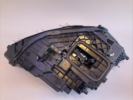 Mercedes-Benz GLA Left - Image 8